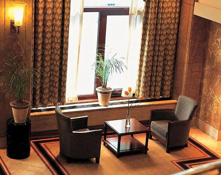 Nh Atlanta Rotterdam Hotel 4*,